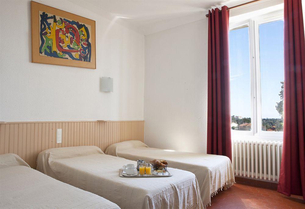 Hotel La Bienvenue Ла Кроа Валмер Екстериор снимка